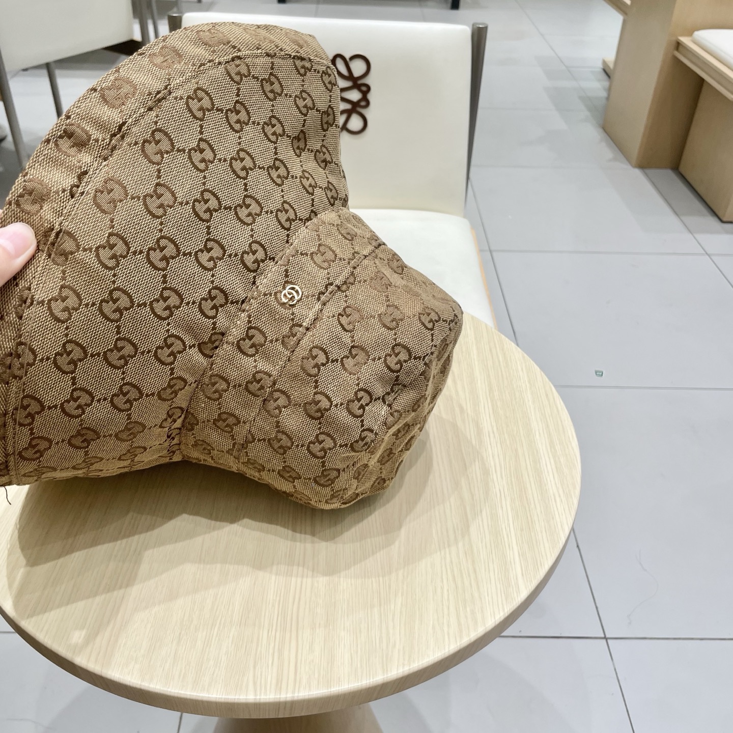 Gucci 古奇 卡其色帆布双G老花Logo徽标大宽檐渔夫帽遮阳帽子