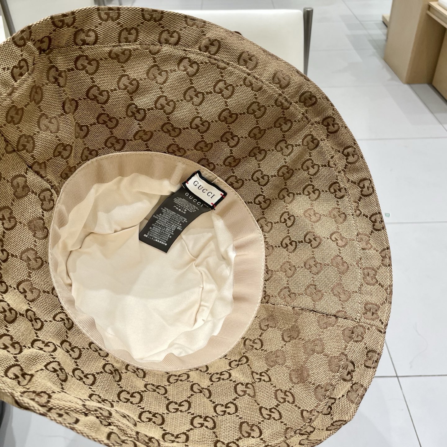 Gucci 古奇 卡其色帆布双G老花Logo徽标大宽檐渔夫帽遮阳帽子