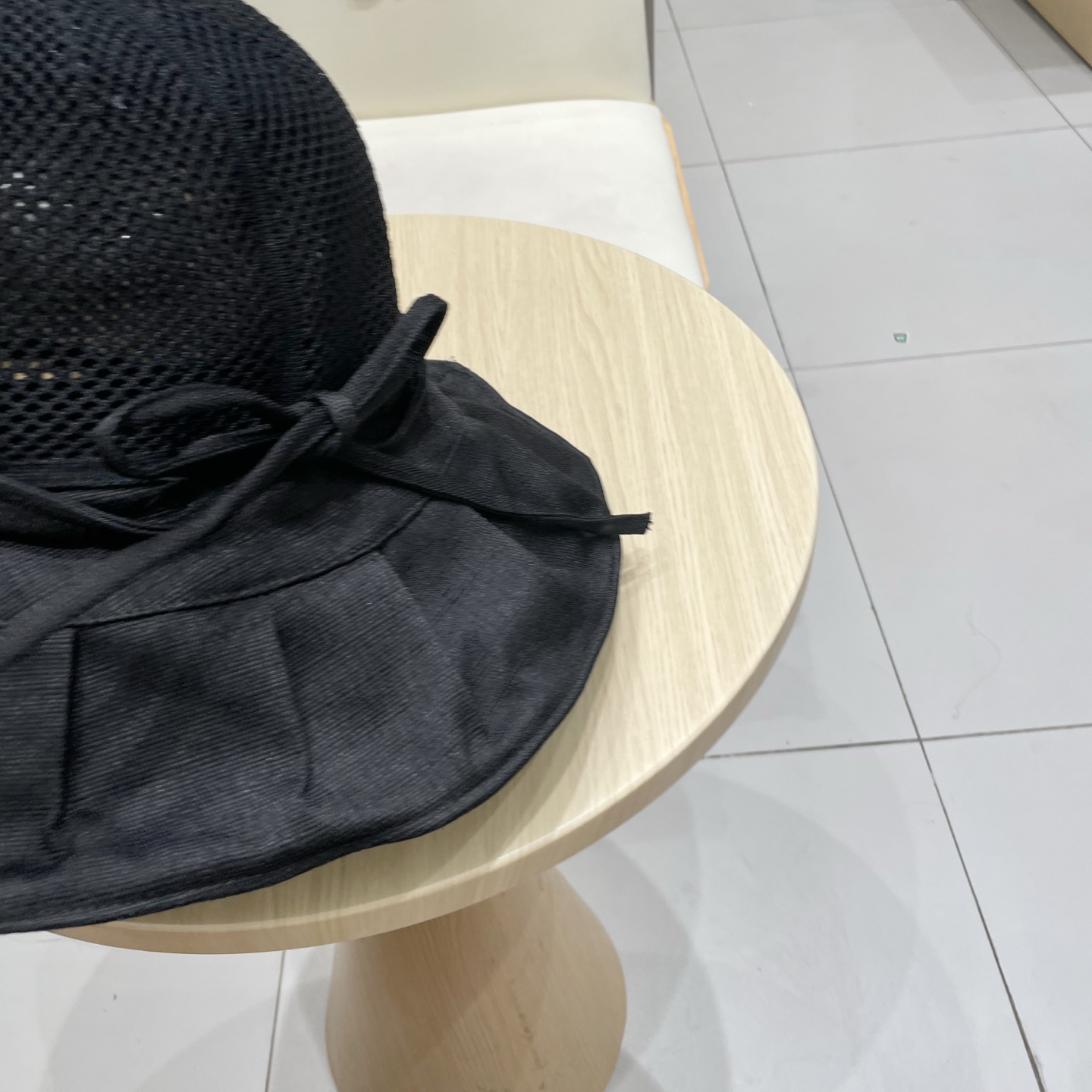 Dior(迪奥)新款原单渔夫帽， 精致純也格调很有感觉，很酷很时尚，专柜断货热门，质量超赞