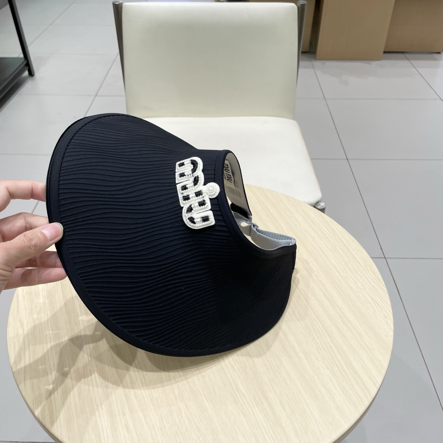  miumiu缪缪科技凉感无痕一体帽女夏季防紫外线空顶帽环绕式遮脸防晒太阳帽