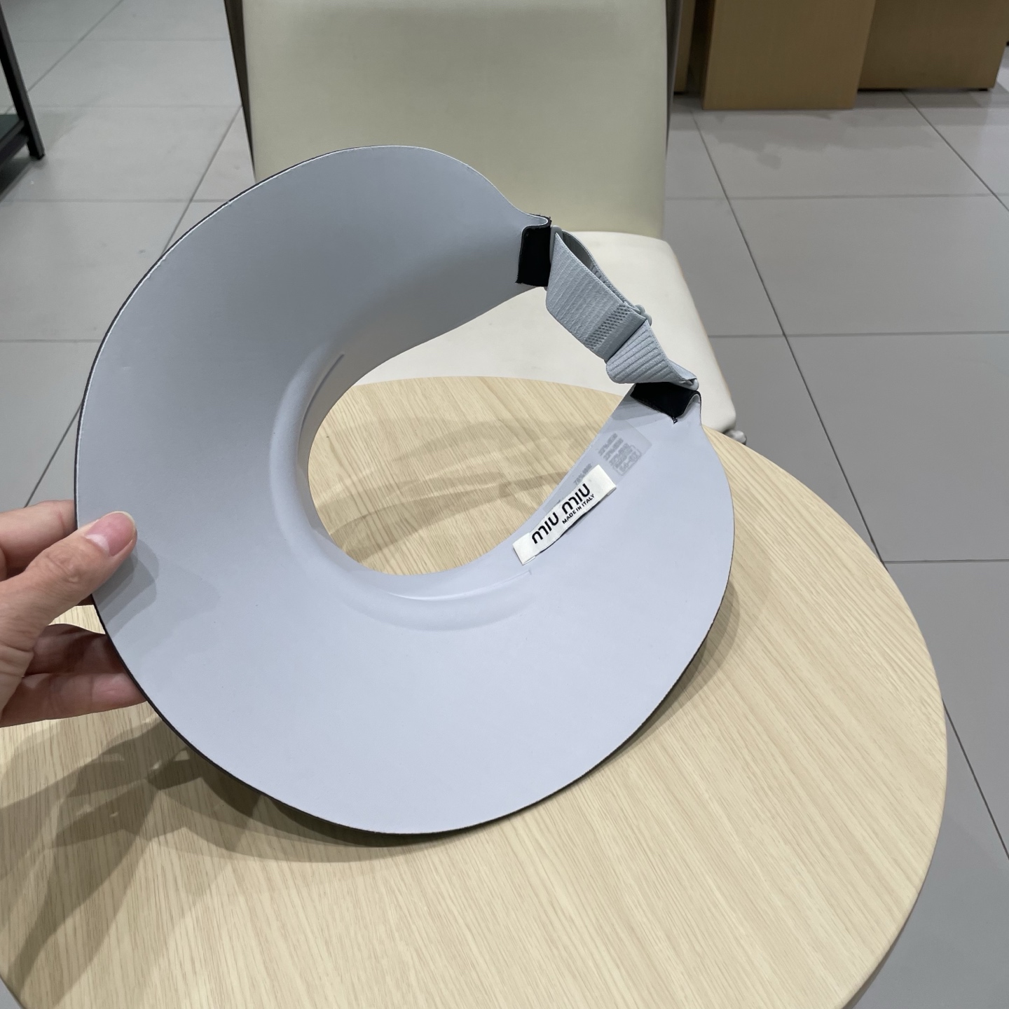  miumiu缪缪科技凉感无痕一体帽女夏季防紫外线空顶帽环绕式遮脸防晒太阳帽