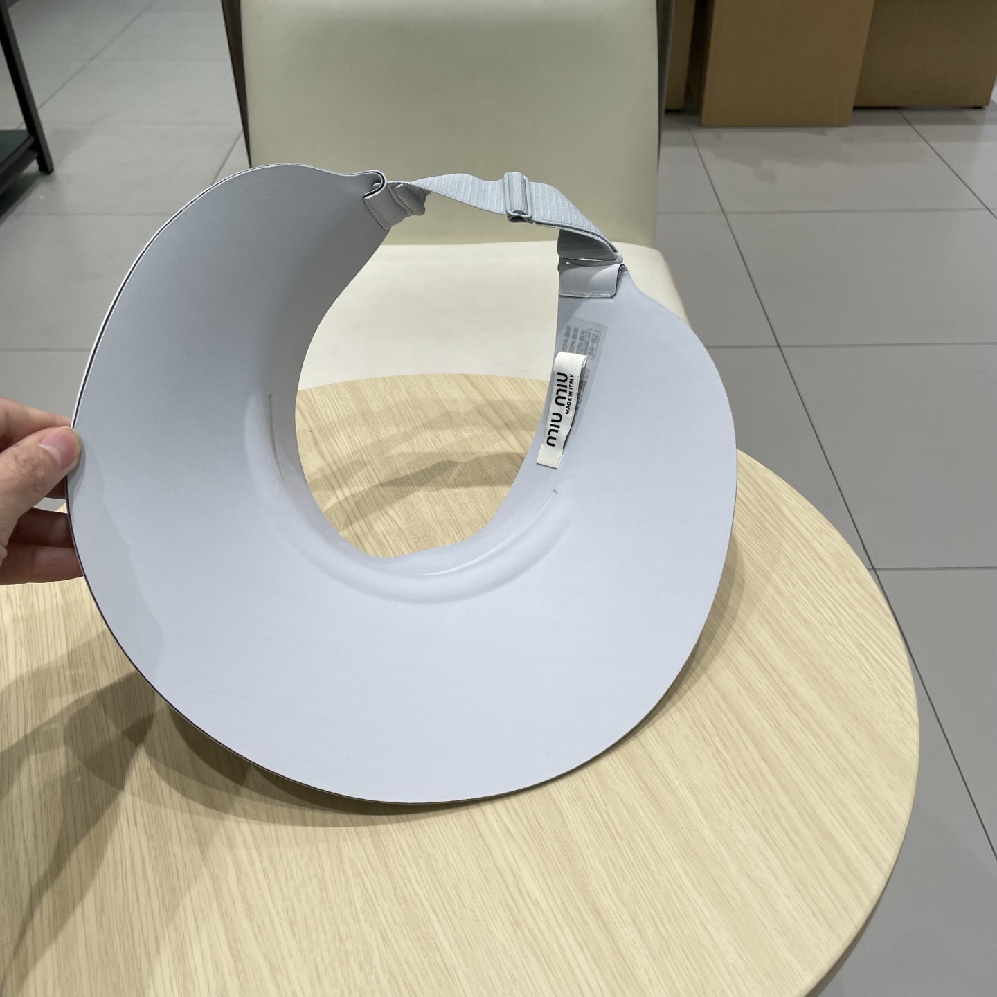  miumiu缪缪科技凉感无痕一体帽女夏季防紫外线空顶帽环绕式遮脸防晒太阳帽