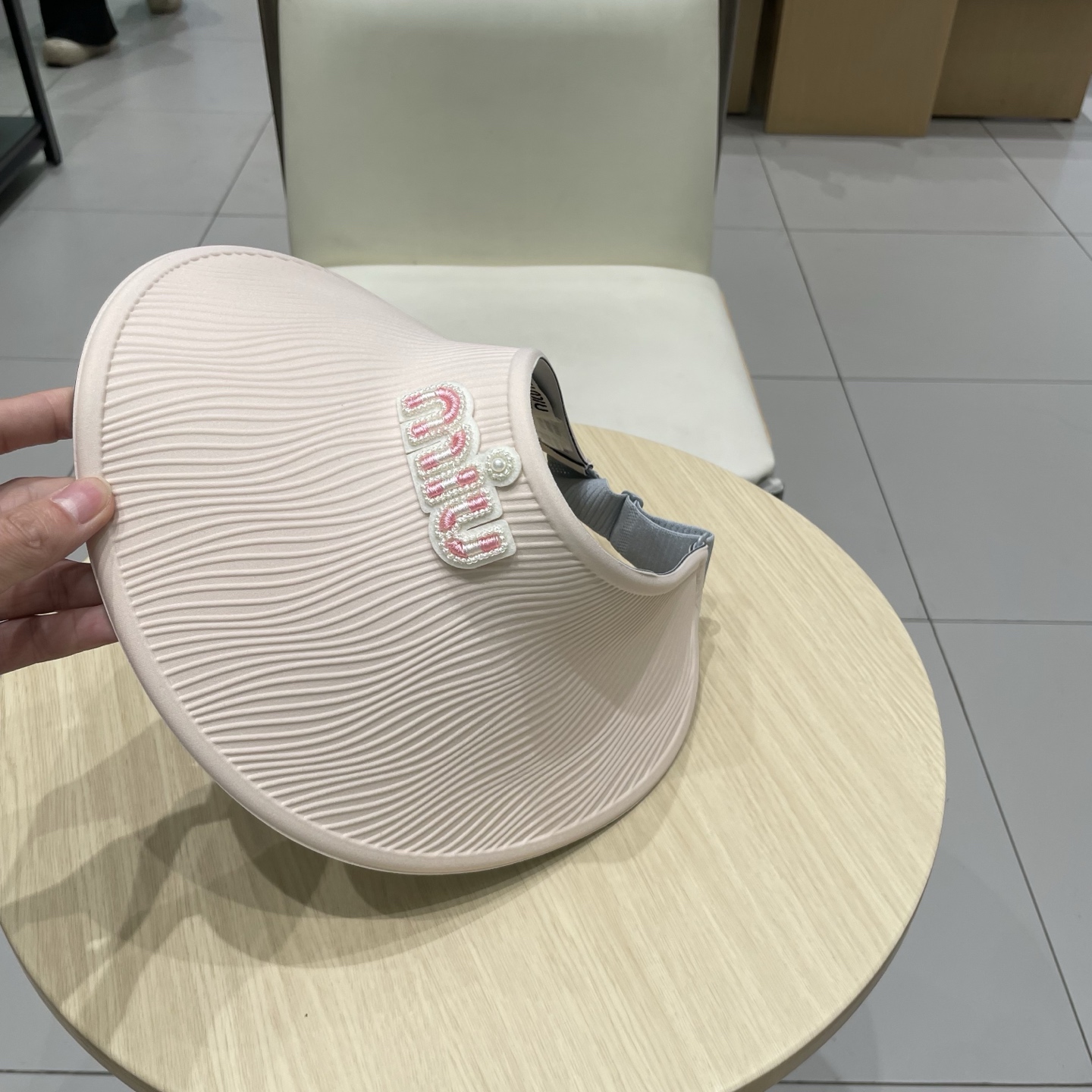  miumiu缪缪科技凉感无痕一体帽女夏季防紫外线空顶帽环绕式遮脸防晒太阳帽