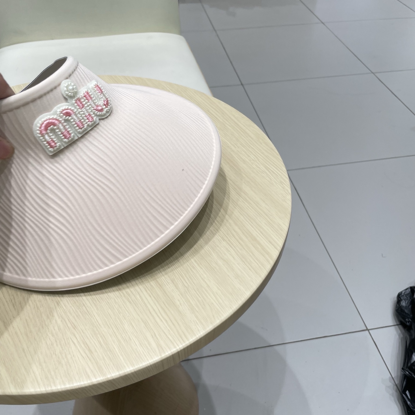  miumiu缪缪科技凉感无痕一体帽女夏季防紫外线空顶帽环绕式遮脸防晒太阳帽