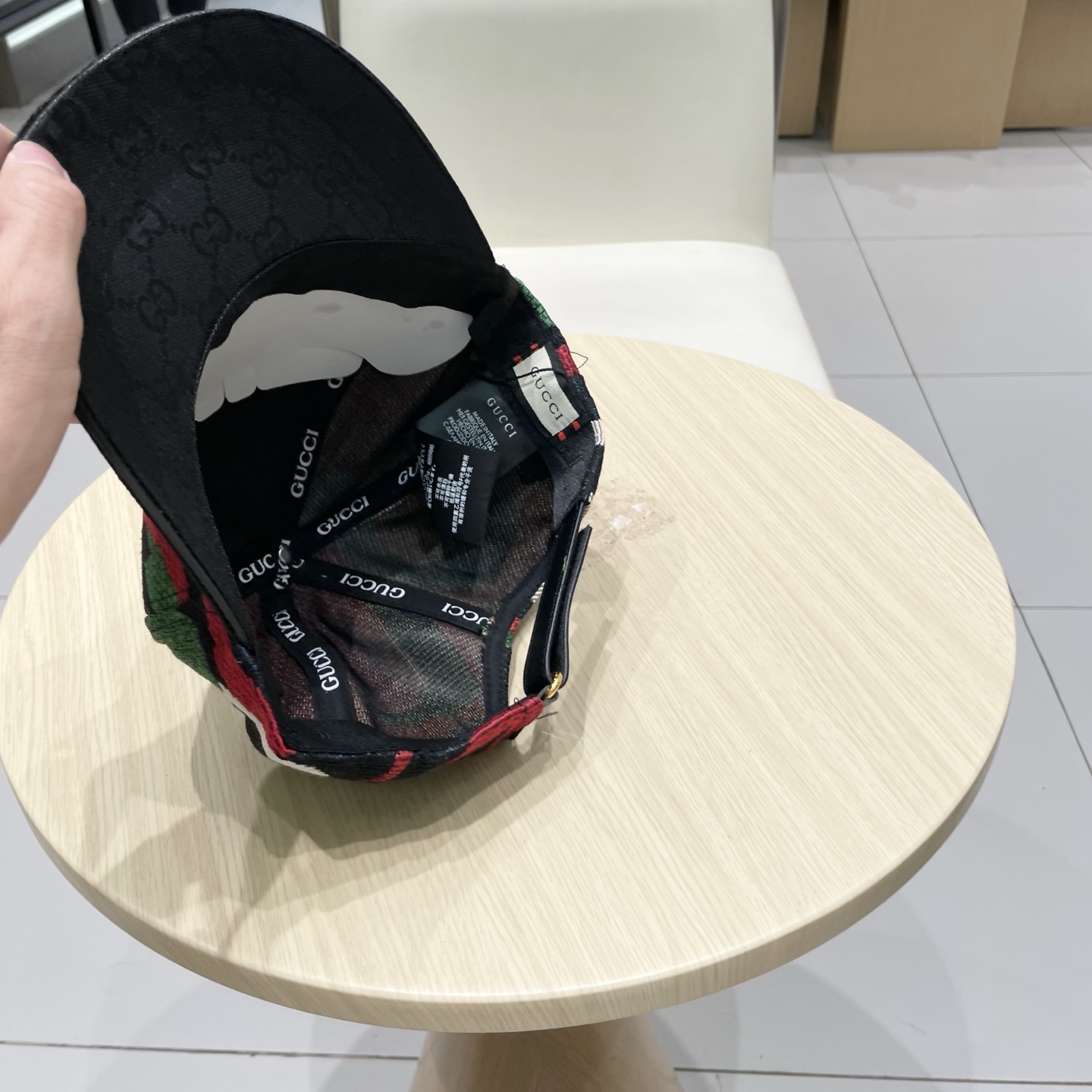  古奇棒球帽♥️GUCCI🧢官网新品，棒球帽，原单品质火爆来袭 。🎩 工艺非常精美 高档大气上档次！低调