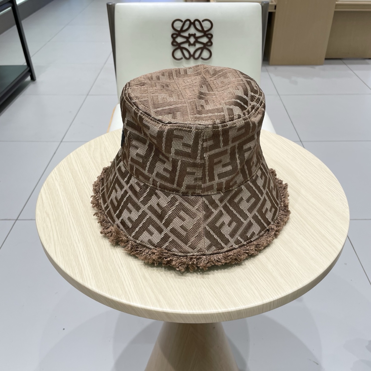  FENDI芬迪 老花系列渔夫帽 经典FF中古单品，气质穿搭单品，质量杠杠👍