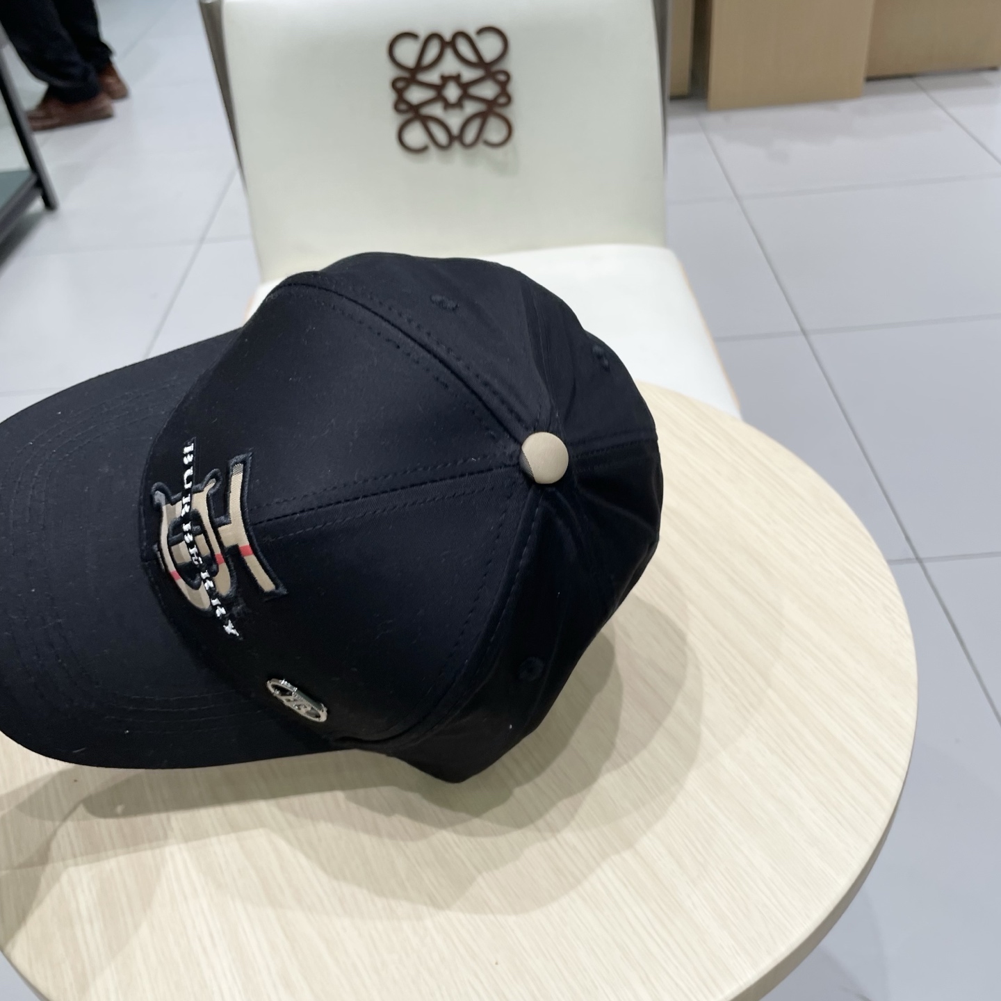  Burberry巴宝莉专柜新款棒球帽，细节做工都很精致超舒服！百搭款市场最好版本