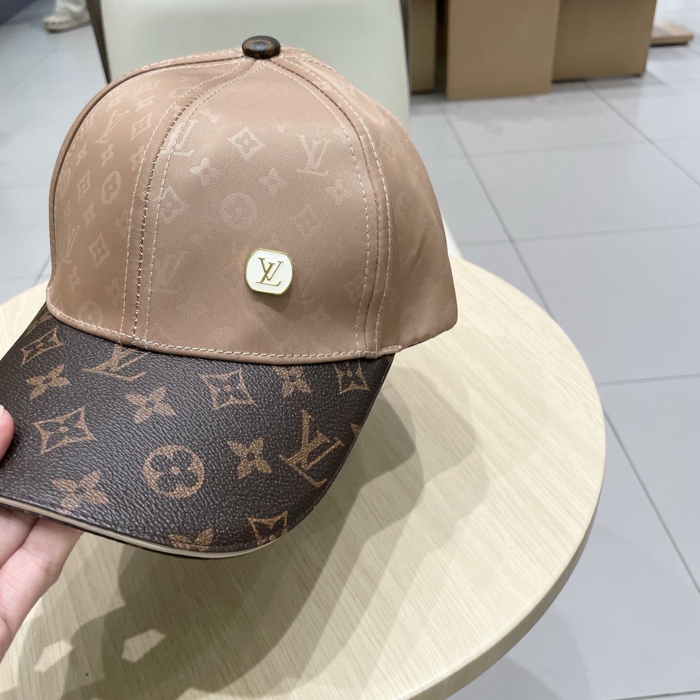  LV路易威登棒球帽  轻盈透气。完美版型，独家实物拍摄，男女适用