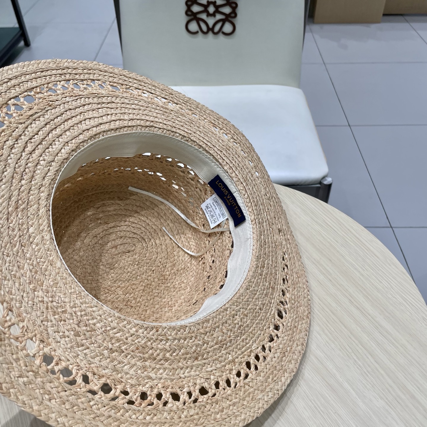  LV新款拉菲草帽，镂空设计，旅游必备，头围57cm