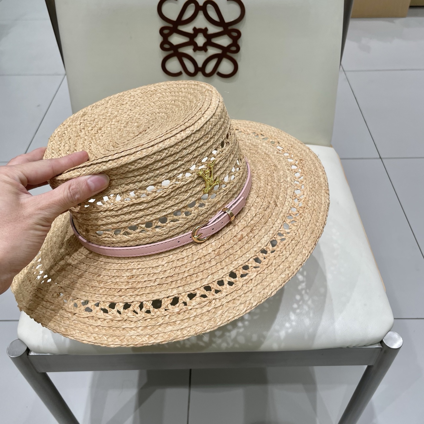  LV新款拉菲草帽，镂空设计，旅游必备，头围57cm