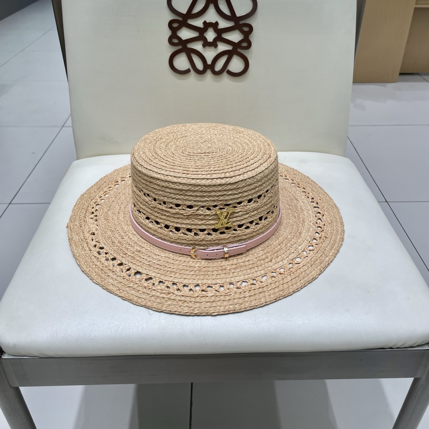  LV新款拉菲草帽，镂空设计，旅游必备，头围57cm