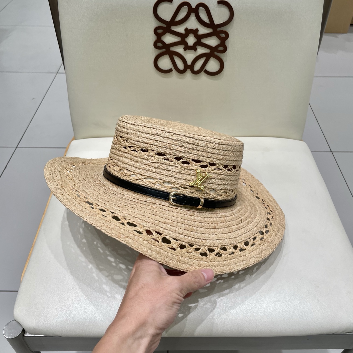  LV新款拉菲草帽，镂空设计，旅游必备，头围57cm