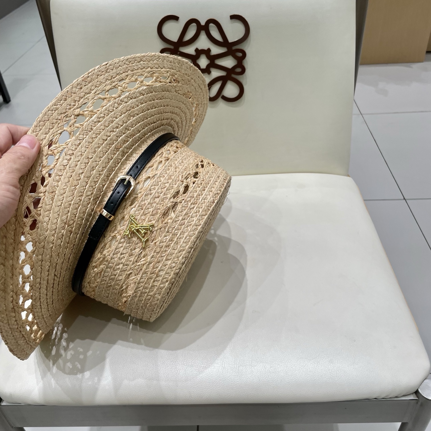  LV新款拉菲草帽，镂空设计，旅游必备，头围57cm