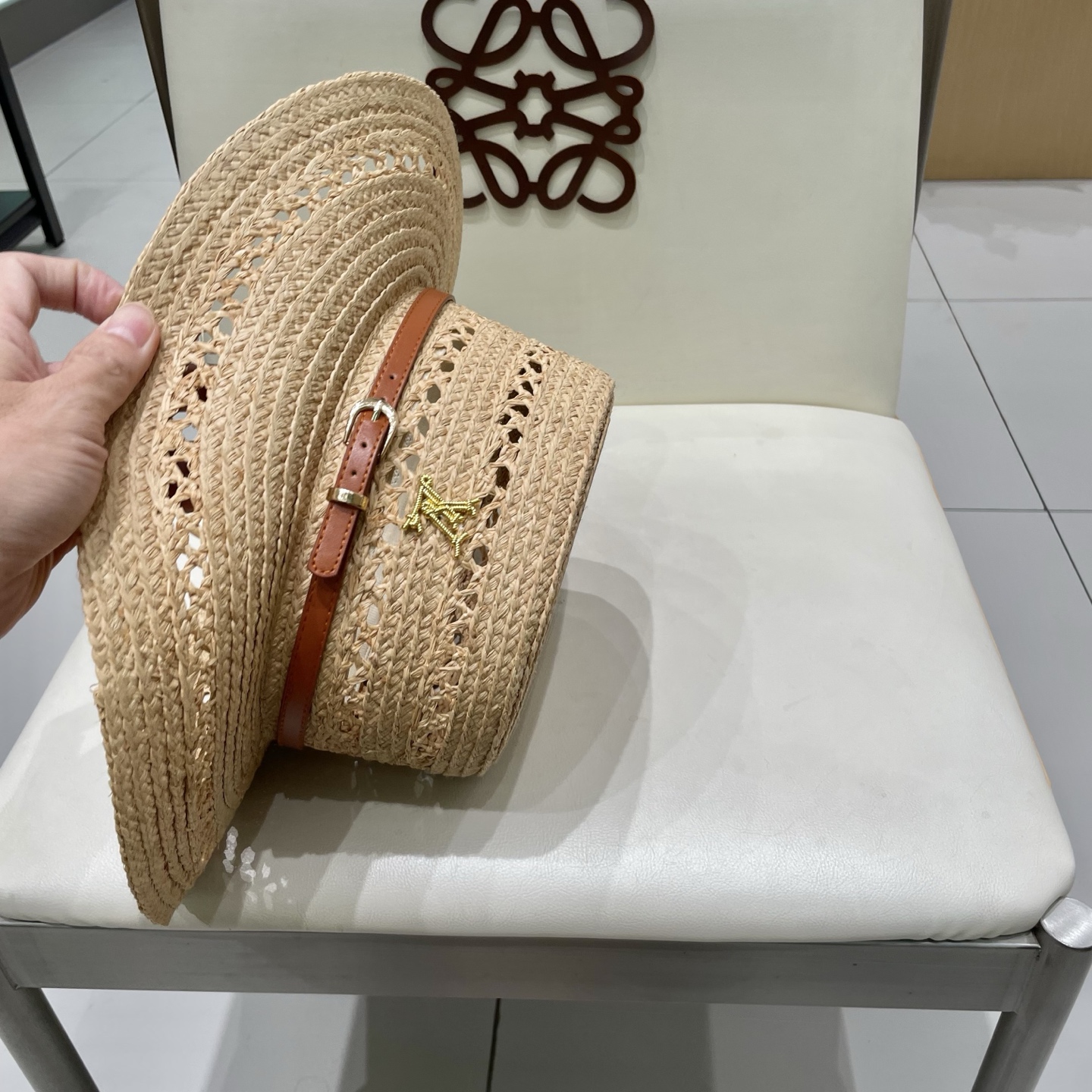  LV新款拉菲草帽，镂空设计，旅游必备，头围57cm