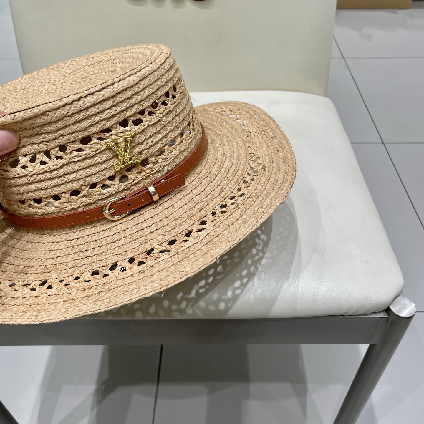  LV新款拉菲草帽，镂空设计，旅游必备，头围57cm