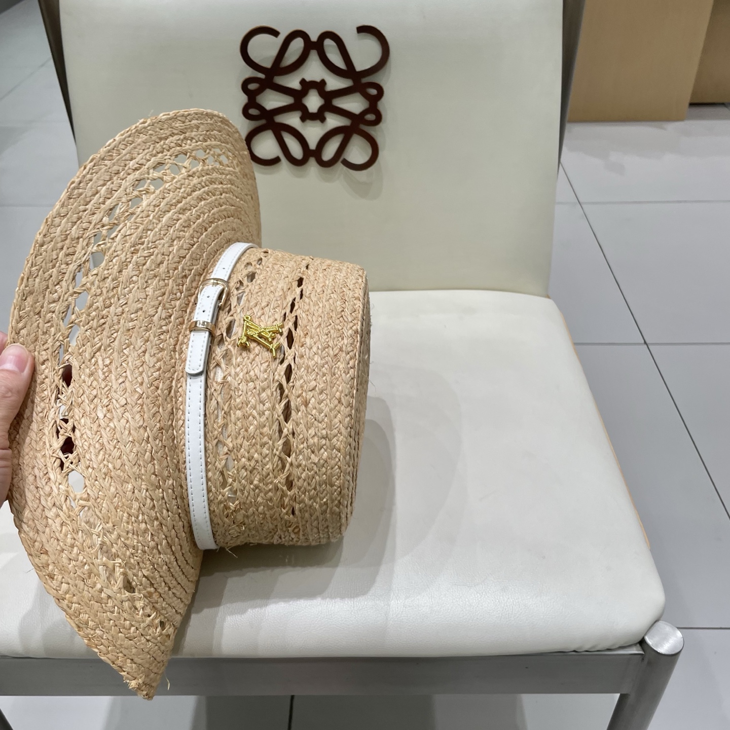  LV新款拉菲草帽，镂空设计，旅游必备，头围57cm