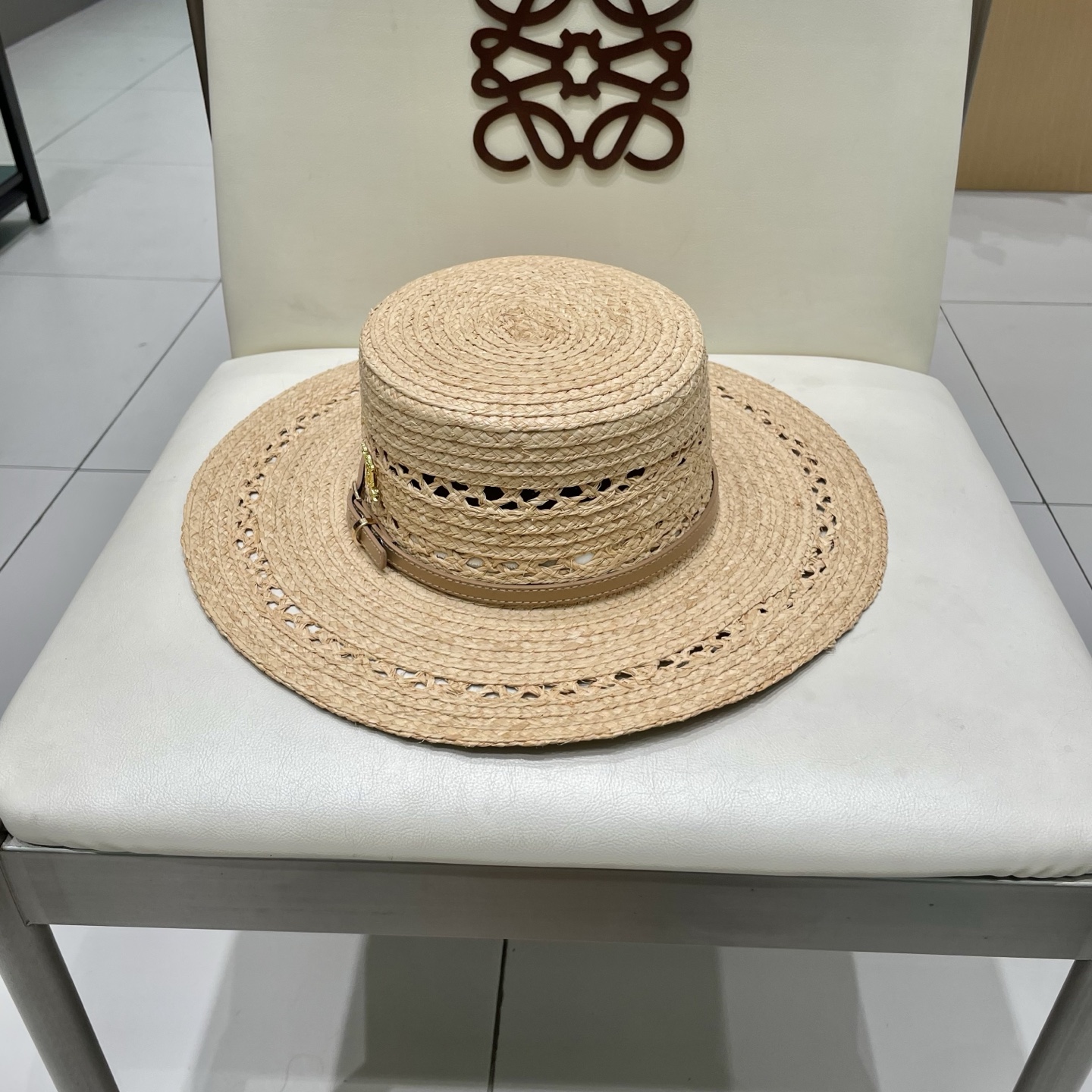  LV新款拉菲草帽，镂空设计，旅游必备，头围57cm