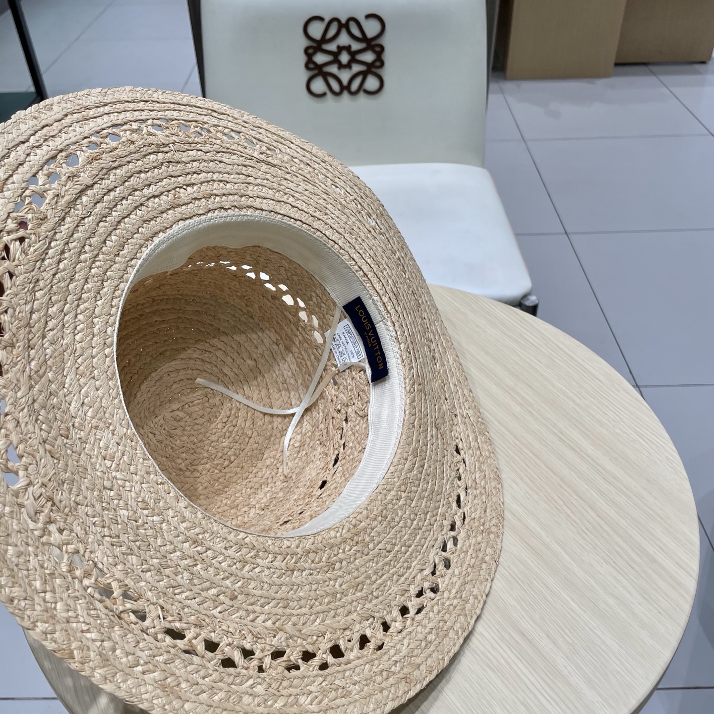  LV新款拉菲草帽，镂空设计，旅游必备，头围57cm