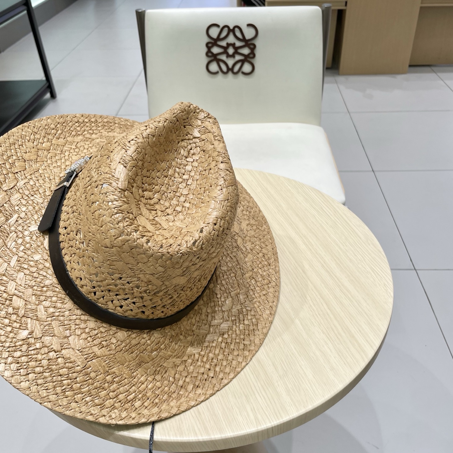   chanel香奈儿男女草帽镂空大帽檐遮阳帽情侣夏季爵士帽男女通用巴拿马帽礼帽