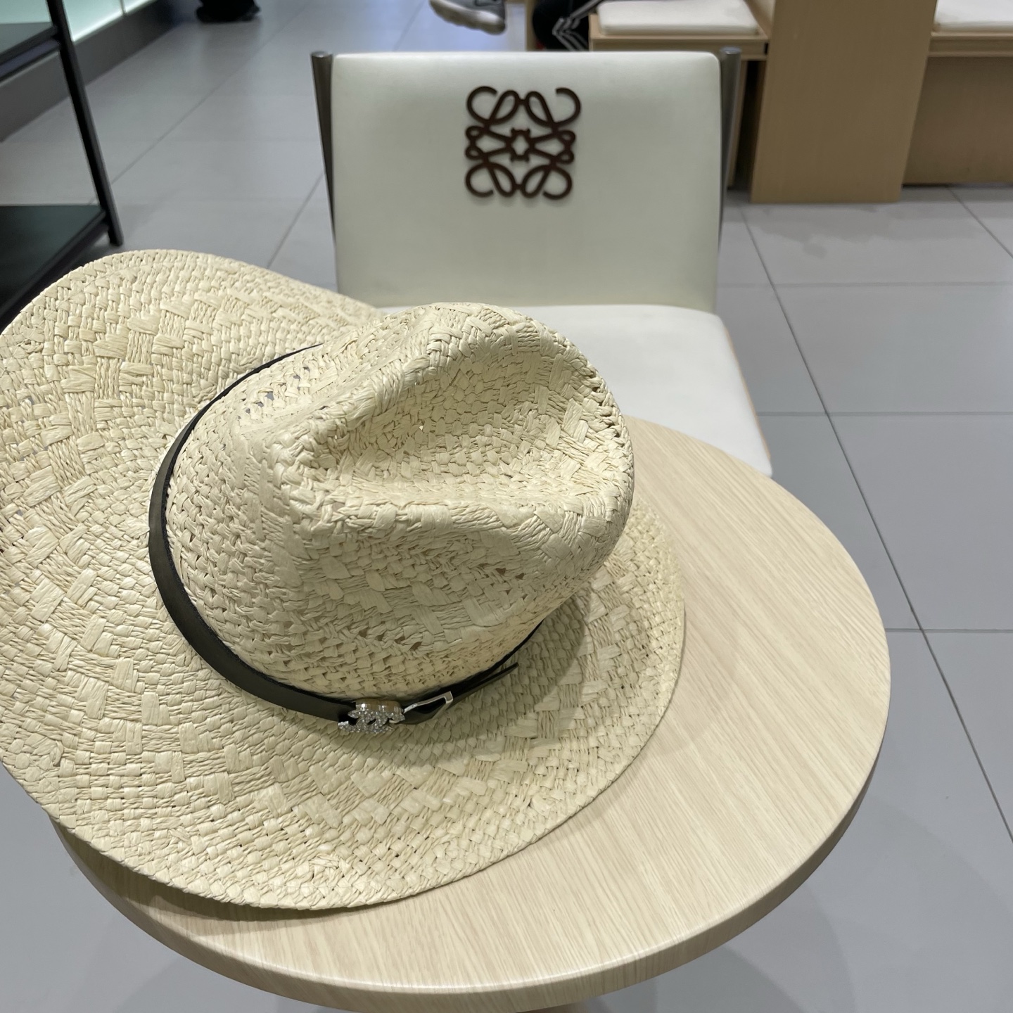   chanel香奈儿男女草帽镂空大帽檐遮阳帽情侣夏季爵士帽男女通用巴拿马帽礼帽