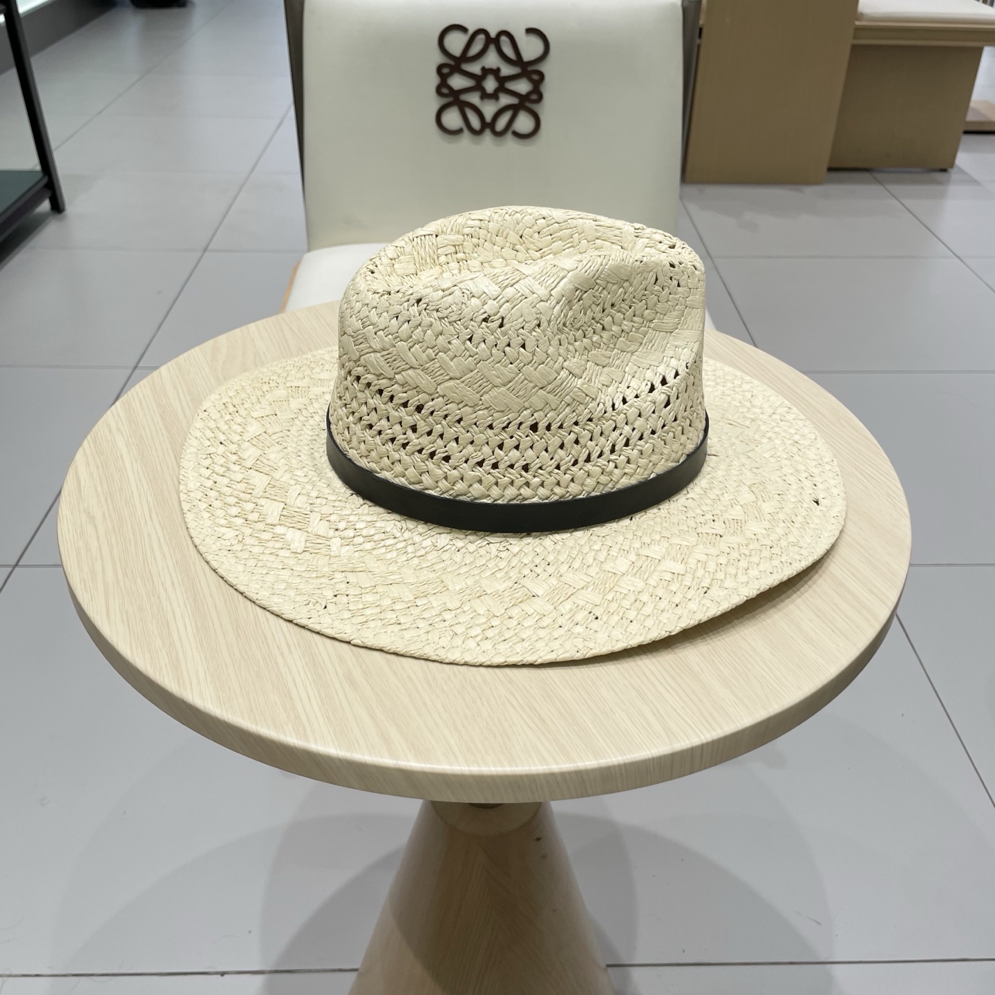   chanel香奈儿男女草帽镂空大帽檐遮阳帽情侣夏季爵士帽男女通用巴拿马帽礼帽