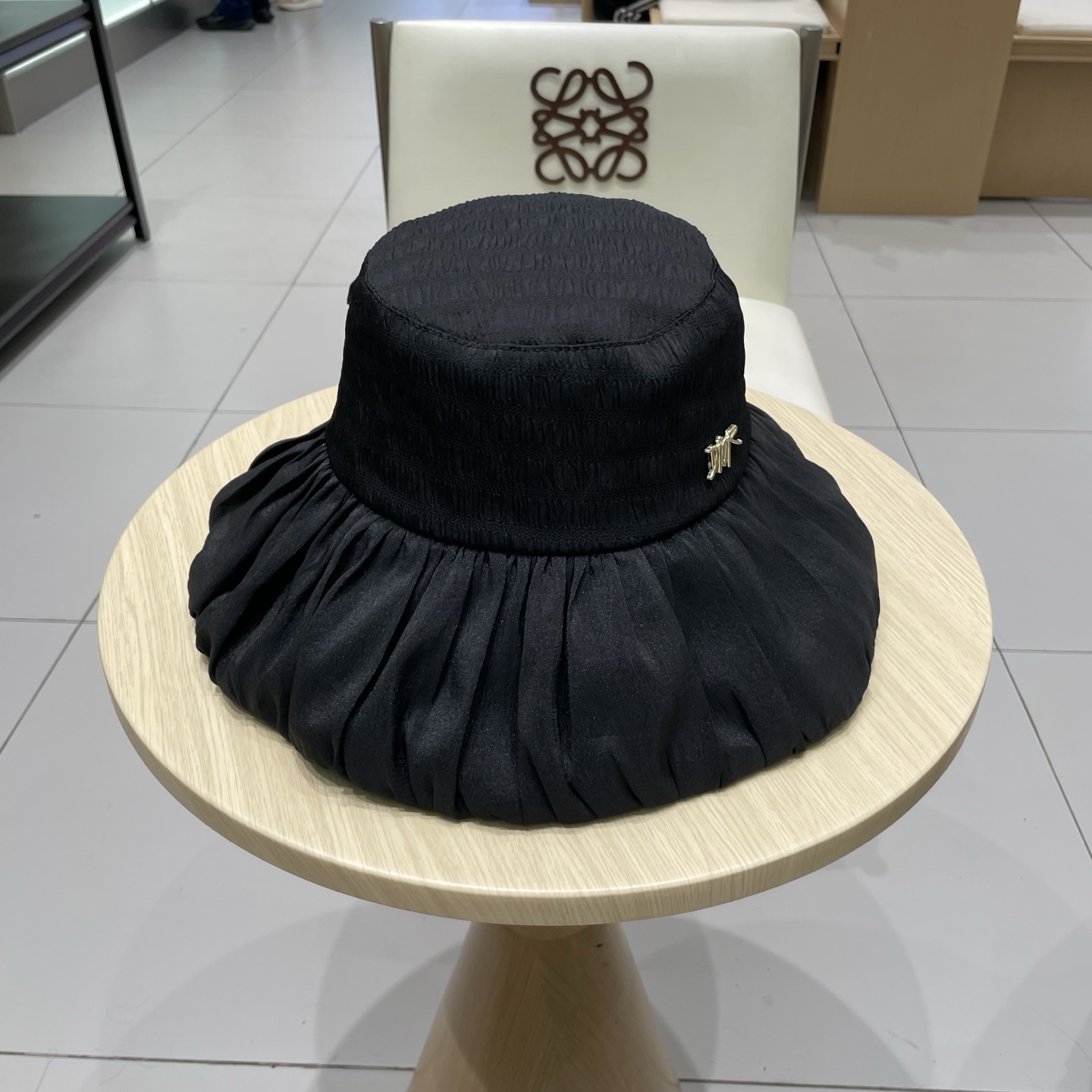  dior迪奥新款时尚高品质透气舒适大蝴蝶结百褶设计大方百搭渔夫帽女帽子