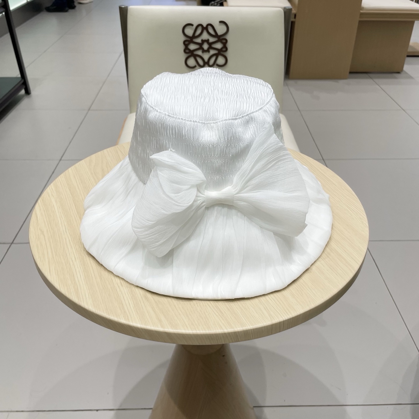  dior迪奥新款时尚高品质透气舒适大蝴蝶结百褶设计大方百搭渔夫帽女帽子