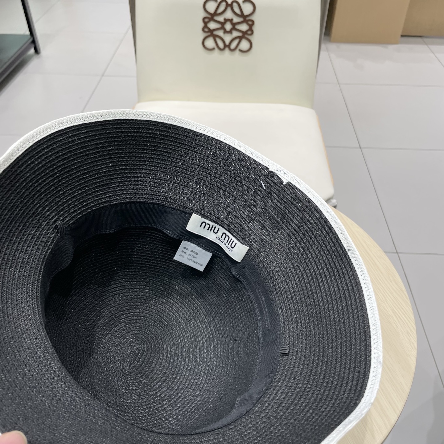  miumiu缪缪新款拉菲草帽，重工打造，专柜同款，头围57cm