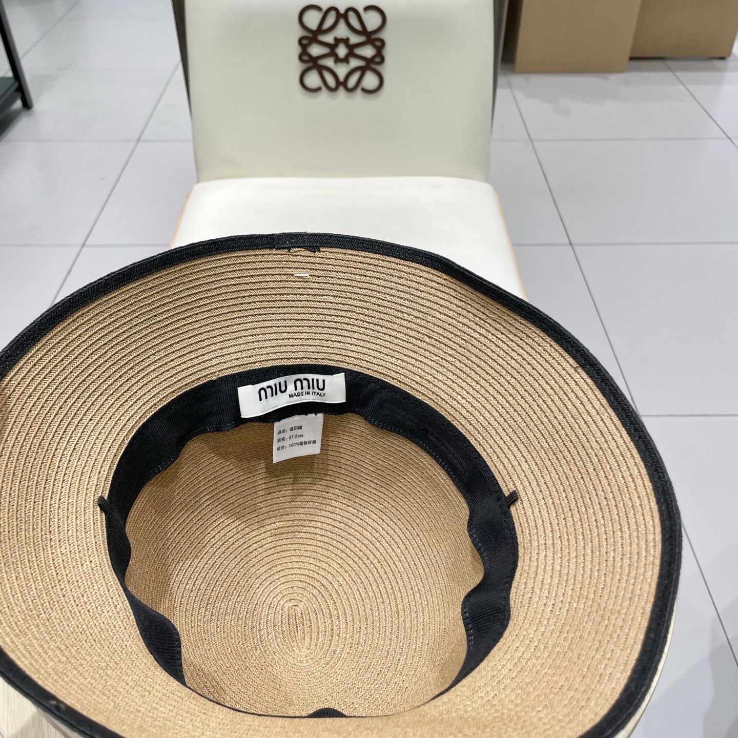  miumiu缪缪新款拉菲草帽，重工打造，专柜同款，头围57cm