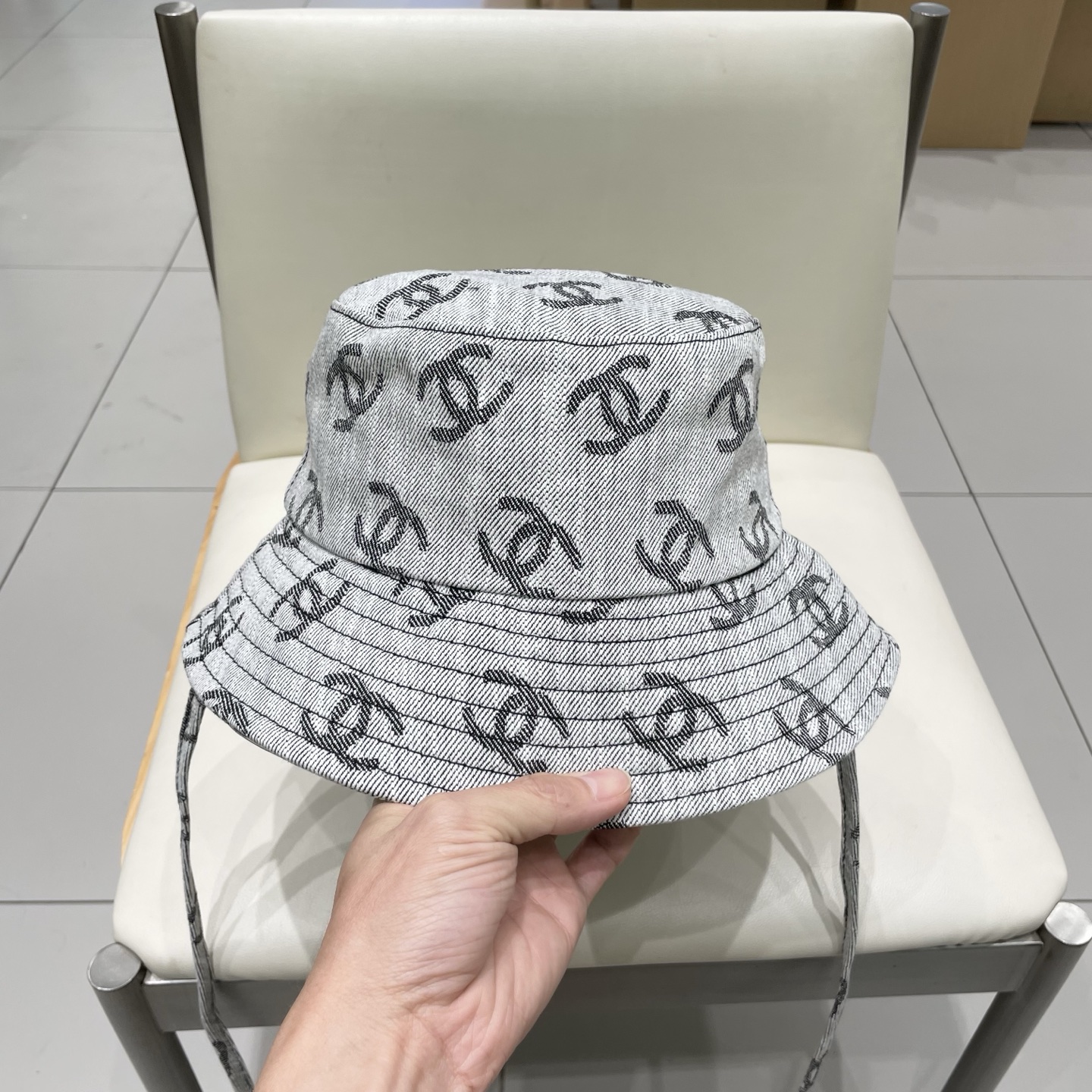  CHANEL香奈儿】新款简约刺绣logo渔夫帽🧢新款出货，大牌款超好搭配，赶紧入手