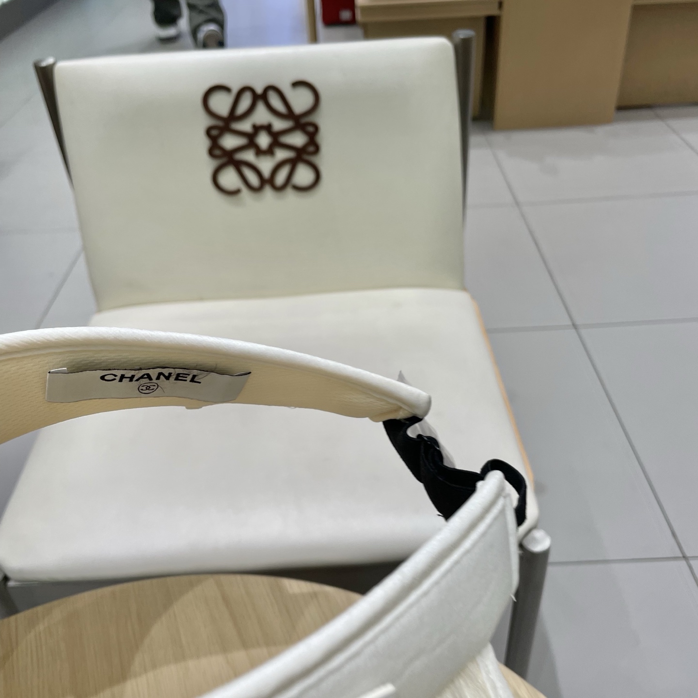  Chanel香奈儿珠片发箍，遮阳空顶帽