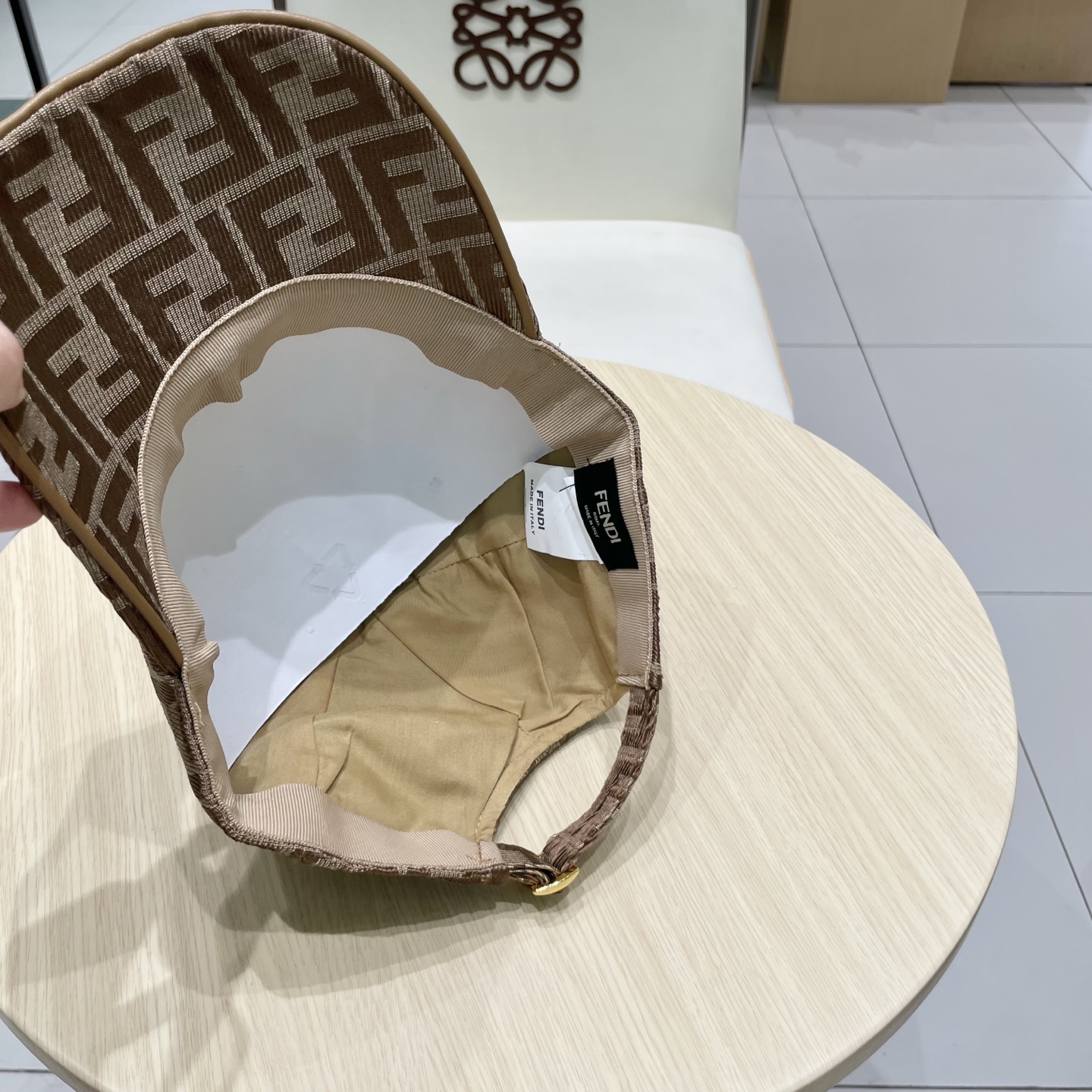  FENDI芬迪 官网新品 棒球帽🧢 经典FF中古单品，气质穿搭单品，质量杠杠强