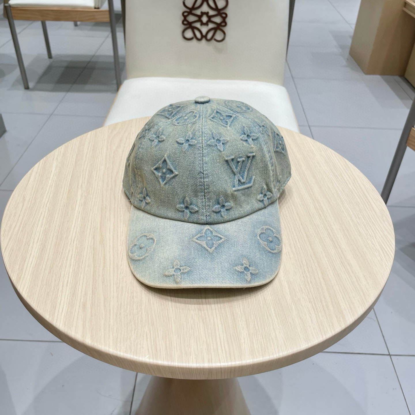  🧢路易威登lv棒球帽 LouisVuitton😍新款重工打造♥️高端大气，百搭款🤗男女通用！