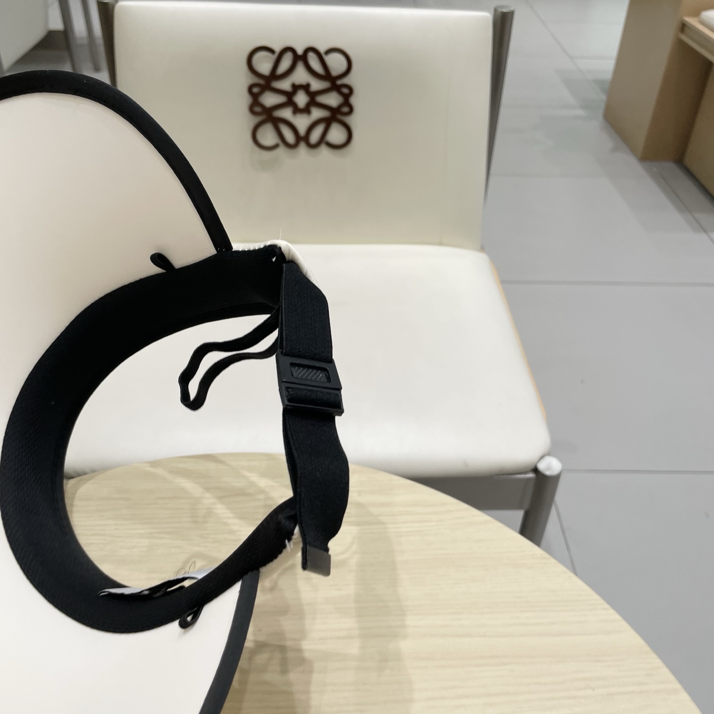  Chanel香奈儿发箍遮大檐阳帽 空顶草帽