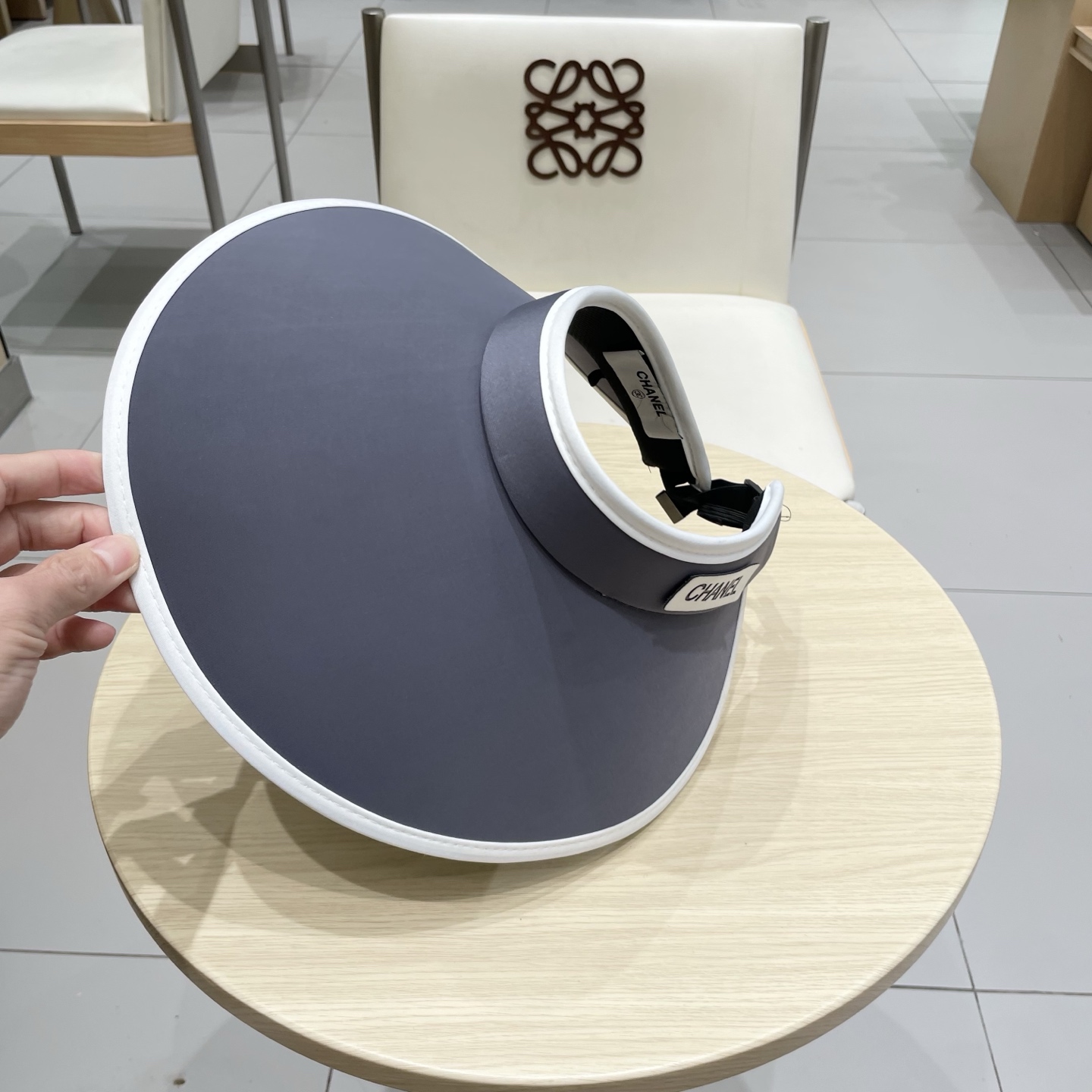  Chanel香奈儿发箍遮大檐阳帽 空顶草帽