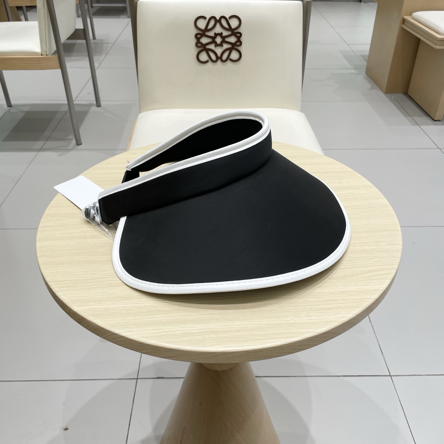  Chanel香奈儿发箍遮大檐阳帽 空顶草帽