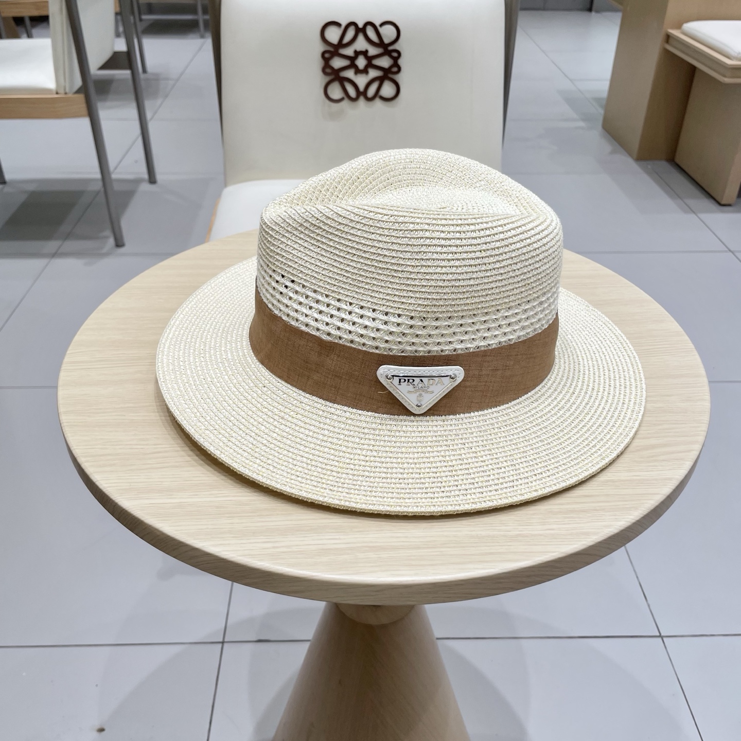 NO:346471,Prada Prada Zhao Lusi same style retro British style straw hat women's summer 2025 new sun protection hat beach vacation sun hat top hat hat straw hat fisherman hat baseball hat, hat, prada, prada, espadrilles, hatsprada普拉达赵露思同款复古英伦风草帽女夏2025新款防晒帽海边度假遮阳帽礼帽帽子草帽渔夫帽棒球帽,帽子,prada,prada,espadrilles,hats,hat