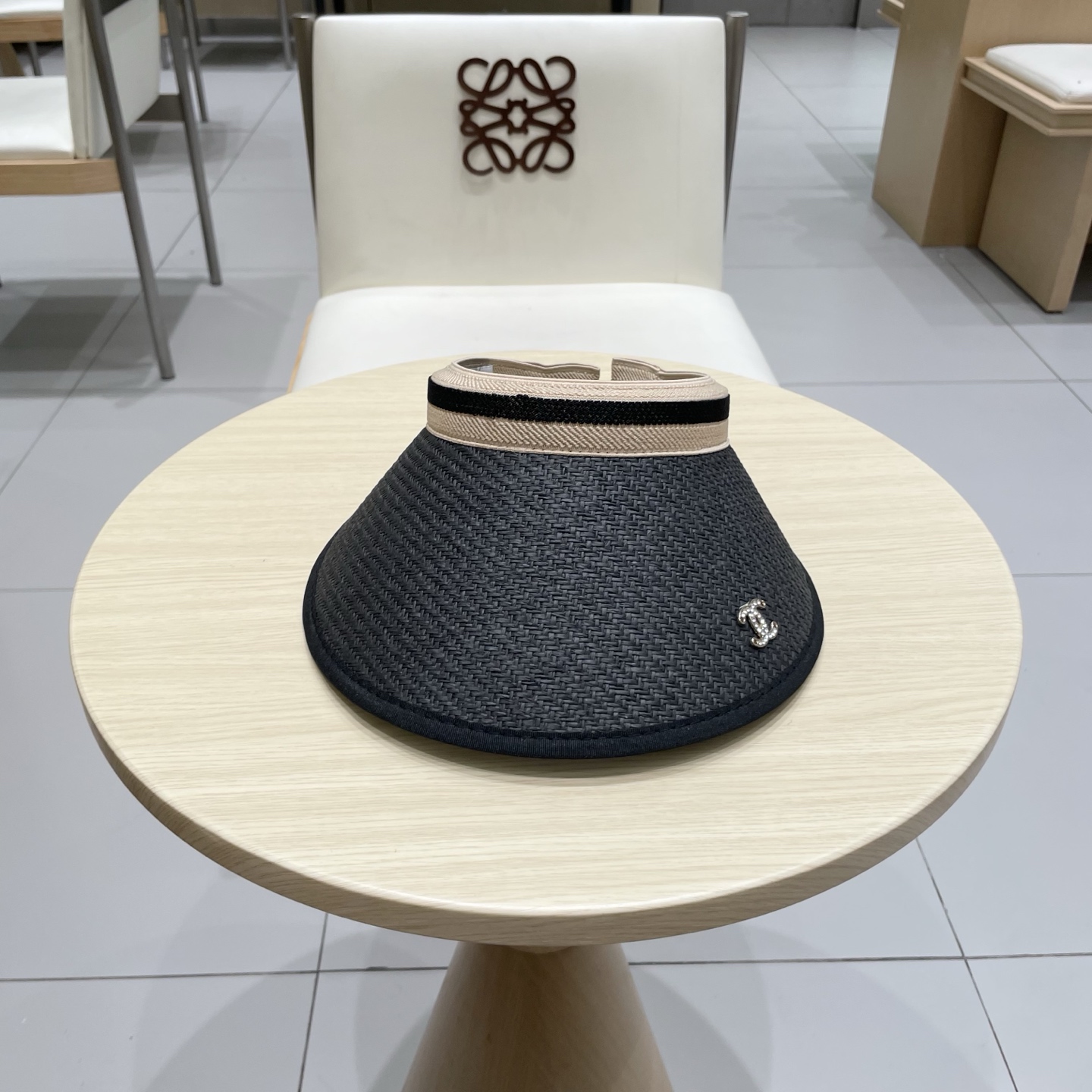 NO:346453,Chanel Chanel sun hat, empty top straw hat, adjustable hat, straw hat fisherman hat baseball hat, hat, chanel, chanel, espadrilles, hatsChanel香奈儿遮阳帽,空顶草帽,可调节帽子草帽渔夫帽棒球帽,帽子,chanel,chanel,espadrilles,hats,hat