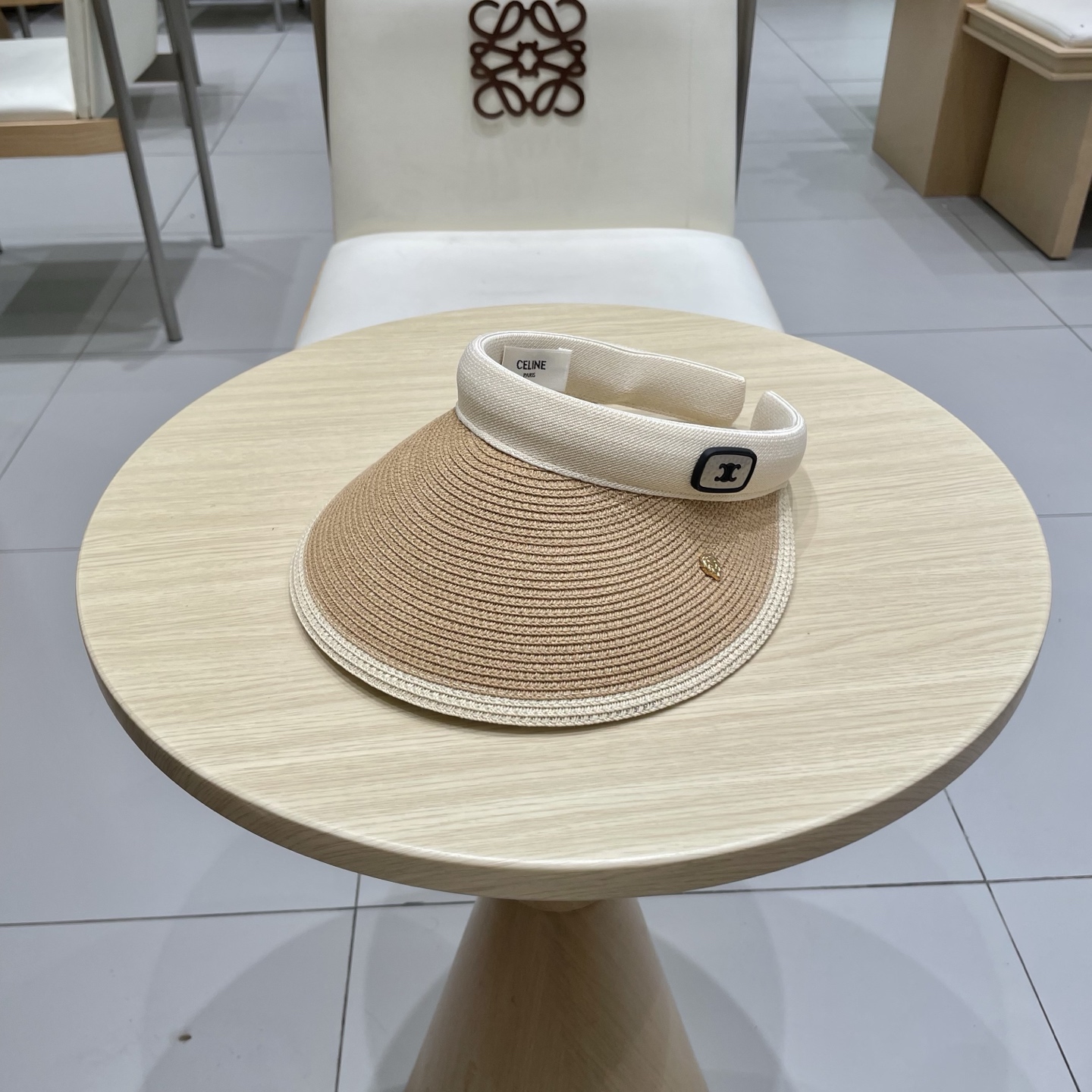 NO:346468,Celine travel headband style empty top straw hat women sun protection outdoor sun hat women summer beach vacation exposed sun hat trend hat straw hat fisherman hat baseball hat, hat, celine, espadrilles, hats塞琳celine出游发箍式空顶草帽女防晒户外遮阳帽女夏季海边度假露顶太阳帽潮帽子草帽渔夫帽棒球帽,帽子,celine,espadrilles,hats,hat