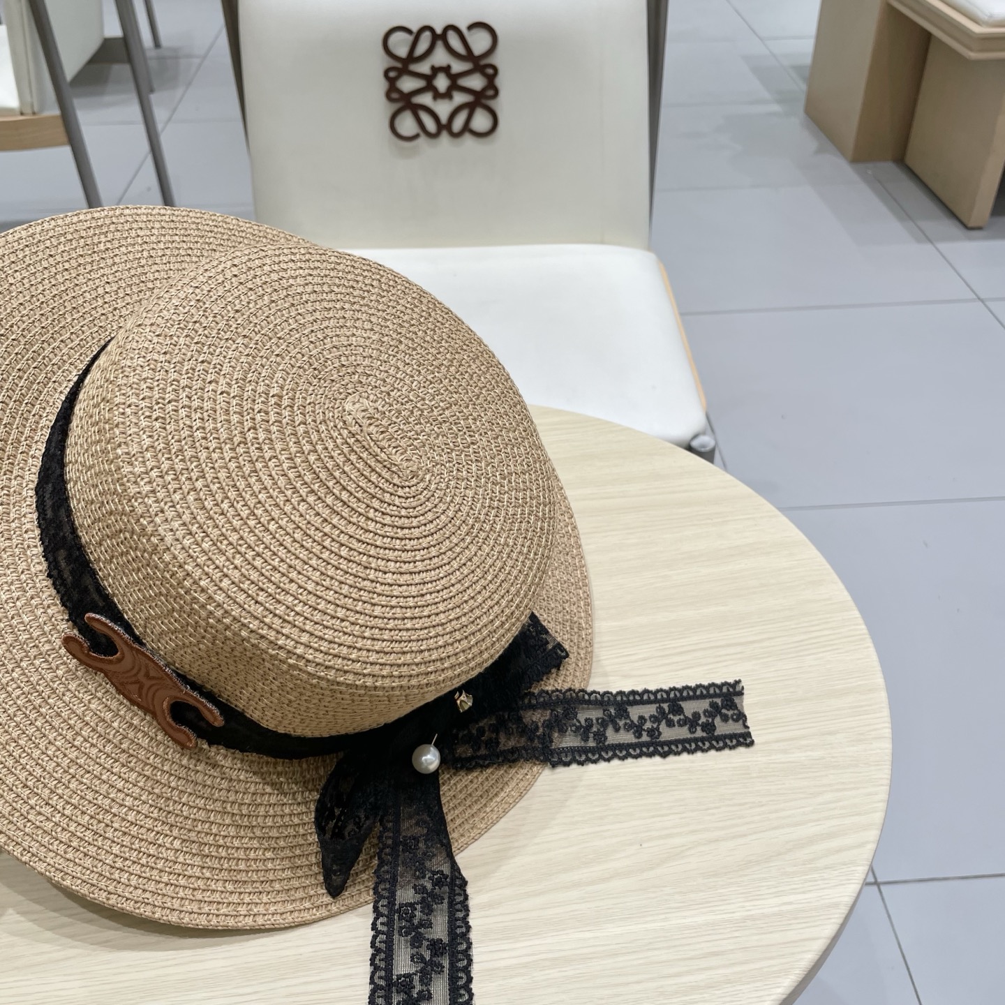  塞琳celine百搭蕾丝绑带蝴蝶结平顶草帽夏季出游遮阳防晒礼帽