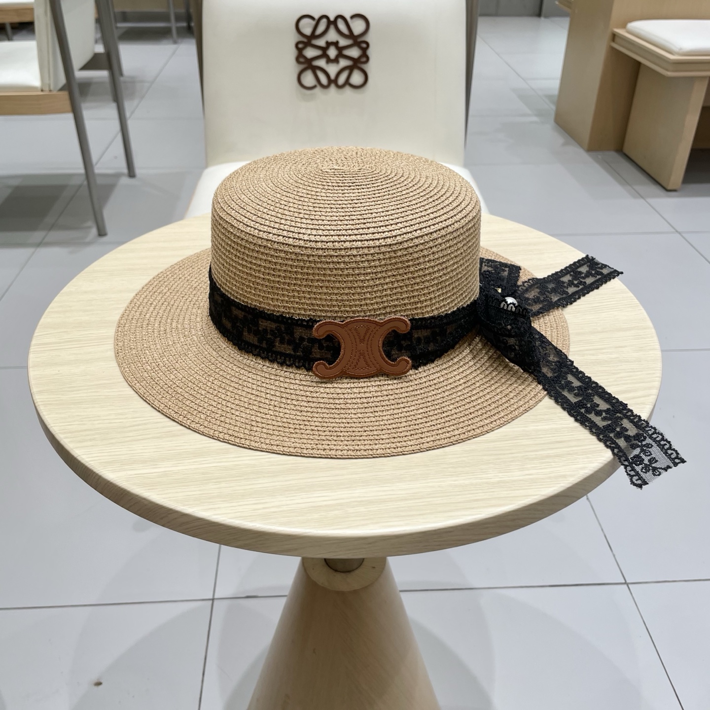  塞琳celine百搭蕾丝绑带蝴蝶结平顶草帽夏季出游遮阳防晒礼帽