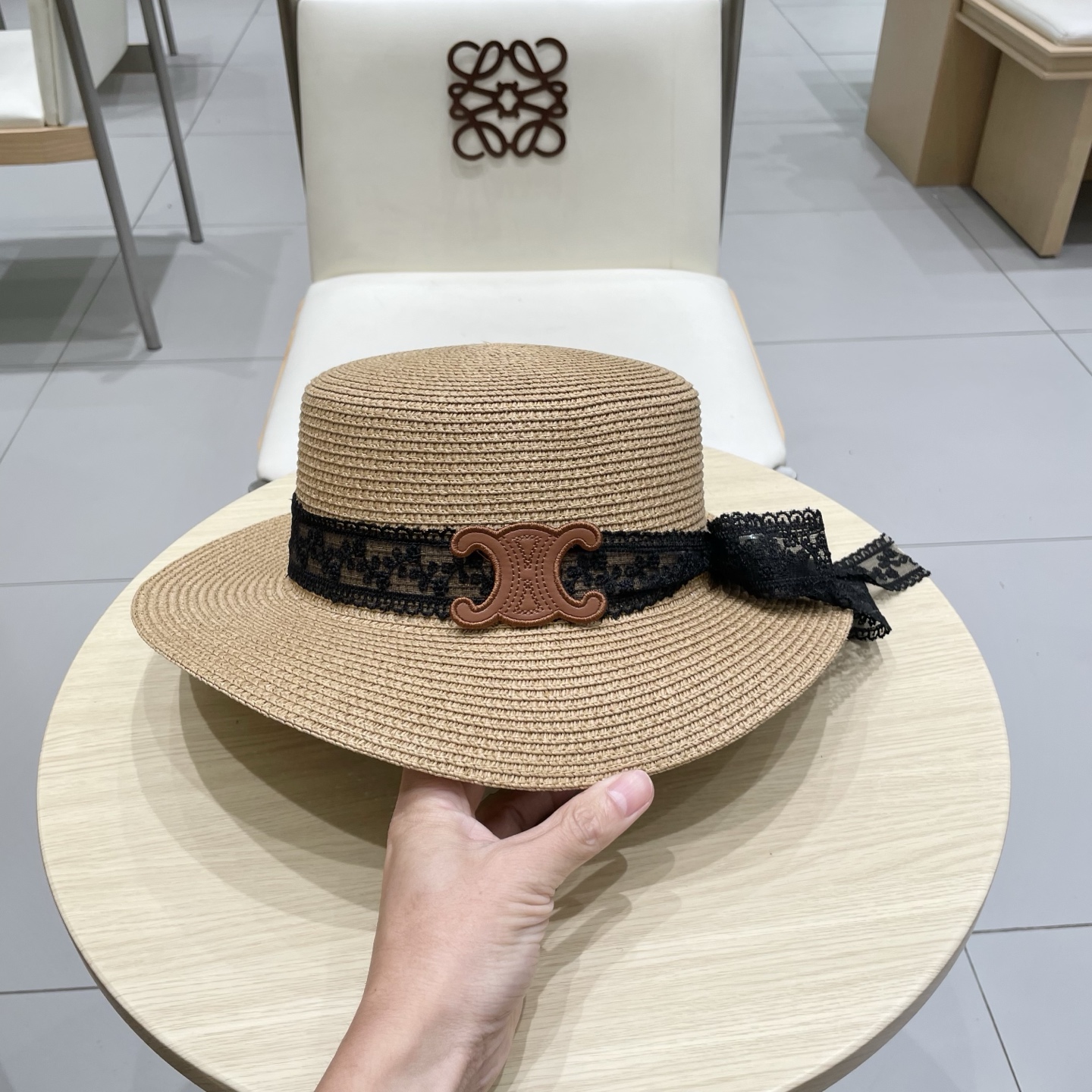  塞琳celine百搭蕾丝绑带蝴蝶结平顶草帽夏季出游遮阳防晒礼帽