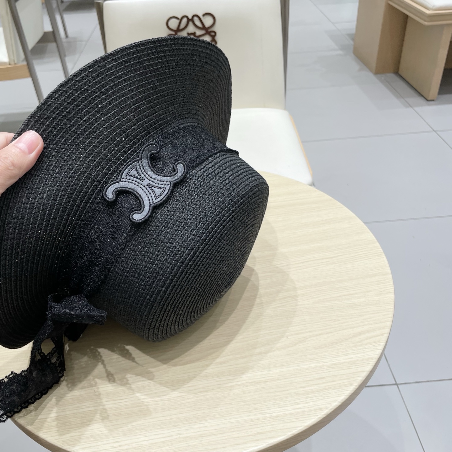  塞琳celine百搭蕾丝绑带蝴蝶结平顶草帽夏季出游遮阳防晒礼帽