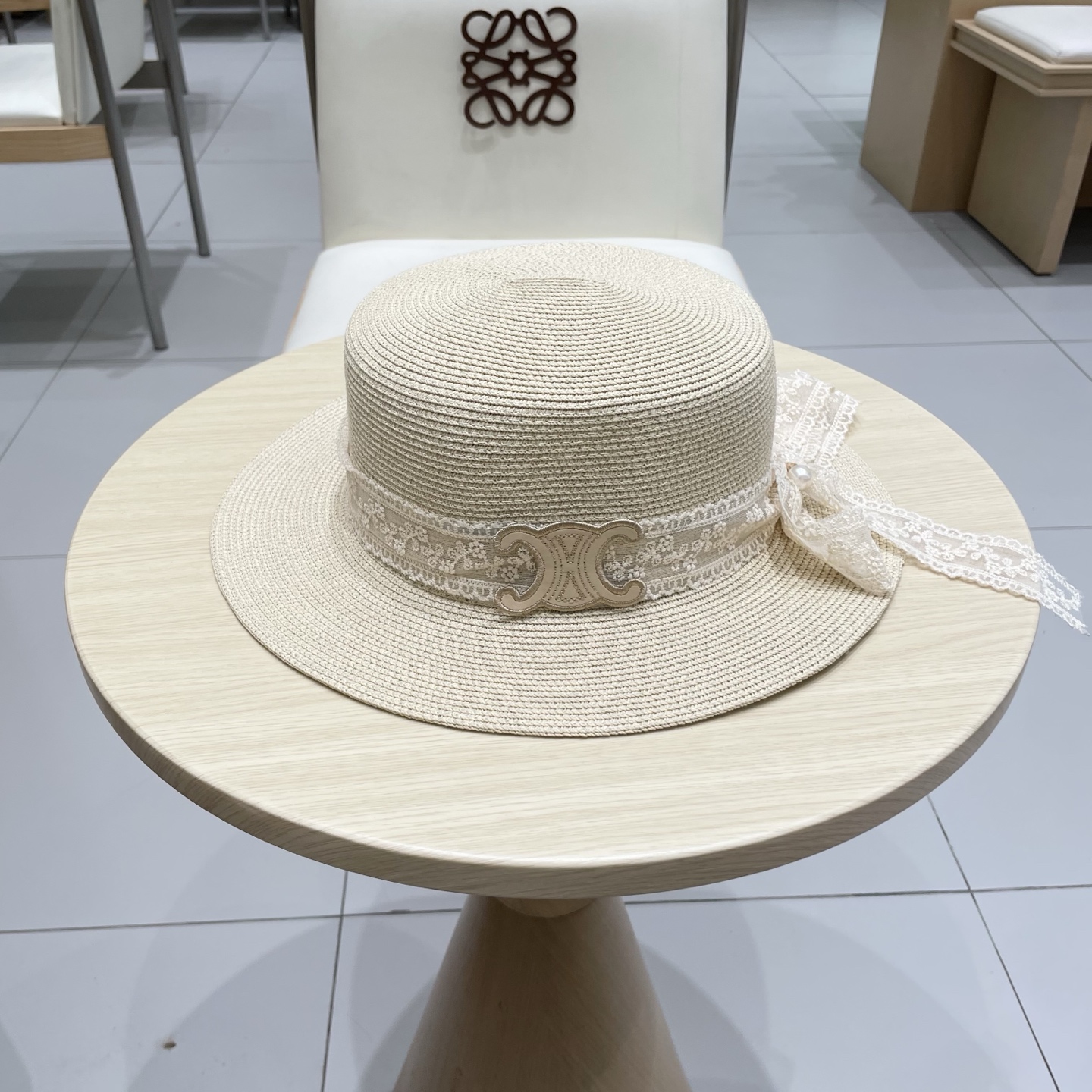  塞琳celine百搭蕾丝绑带蝴蝶结平顶草帽夏季出游遮阳防晒礼帽