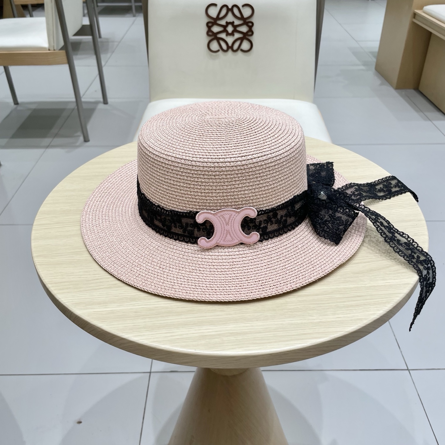 NO:346295,Celine versatile lace strap bow flat top straw hat summer outing sun protection hat straw hat fisherman hat baseball hat, hat, celine, espadrilles, hats塞琳celine百搭蕾丝绑带蝴蝶结平顶草帽夏季出游遮阳防晒礼帽帽子草帽渔夫帽棒球帽,帽子,celine,espadrilles,hats,hat
