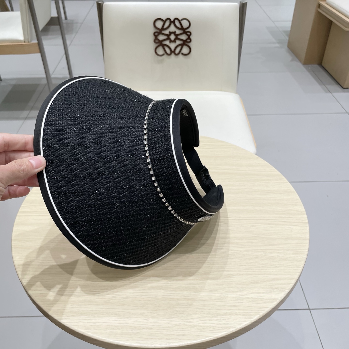  缪缪miumiu空顶发箍遮阳帽