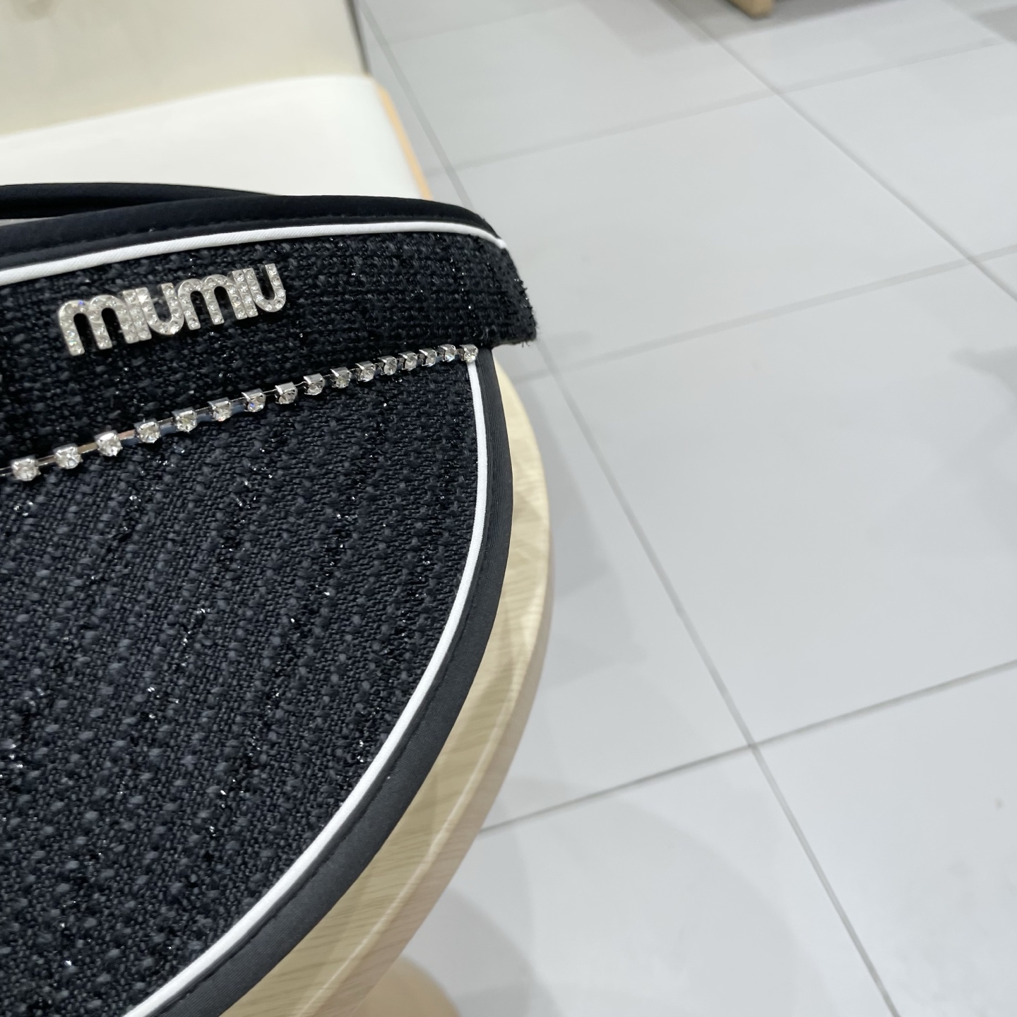  缪缪miumiu空顶发箍遮阳帽