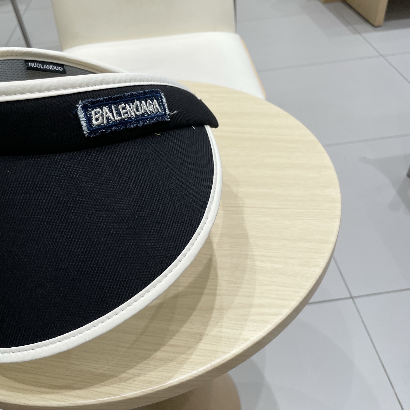  最新巴黎世家BALENCIAGA，空顶遮阳帽，最好品质的，休闲大方，大家自己对比哦