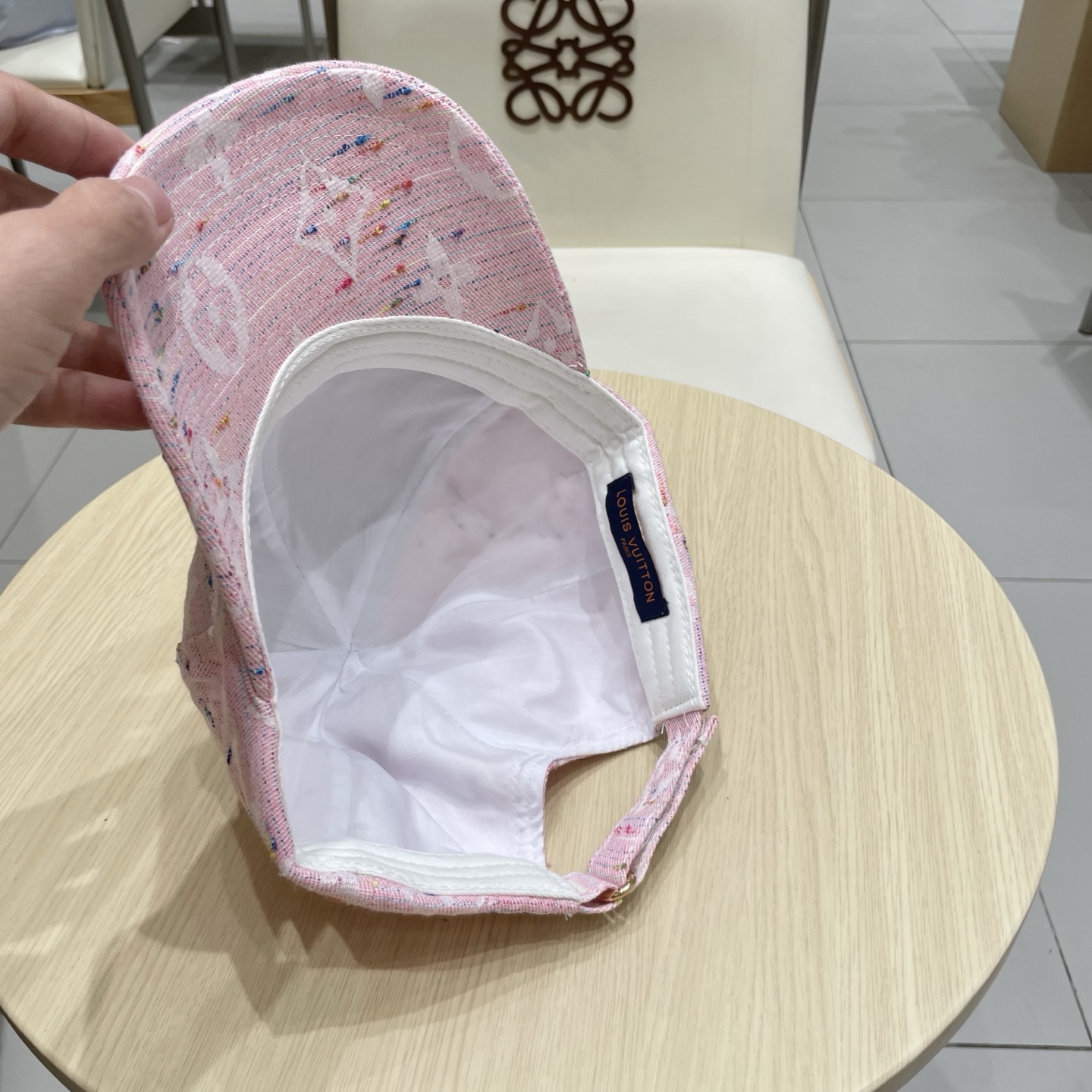  🧢路易威登lv棒球帽 LouisVuitton😍新款重工打造♥️高端大气，百搭款🤗男女通用！