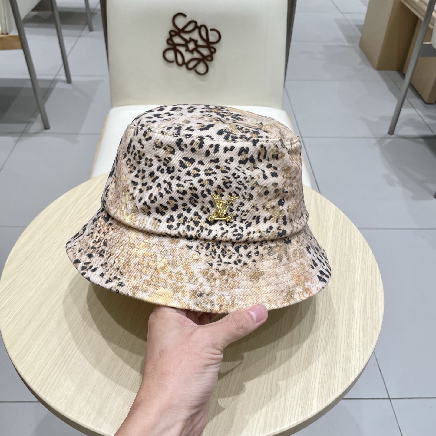   Lv路易威登2025新款豹纹渔夫帽，专柜经典款，男女通用